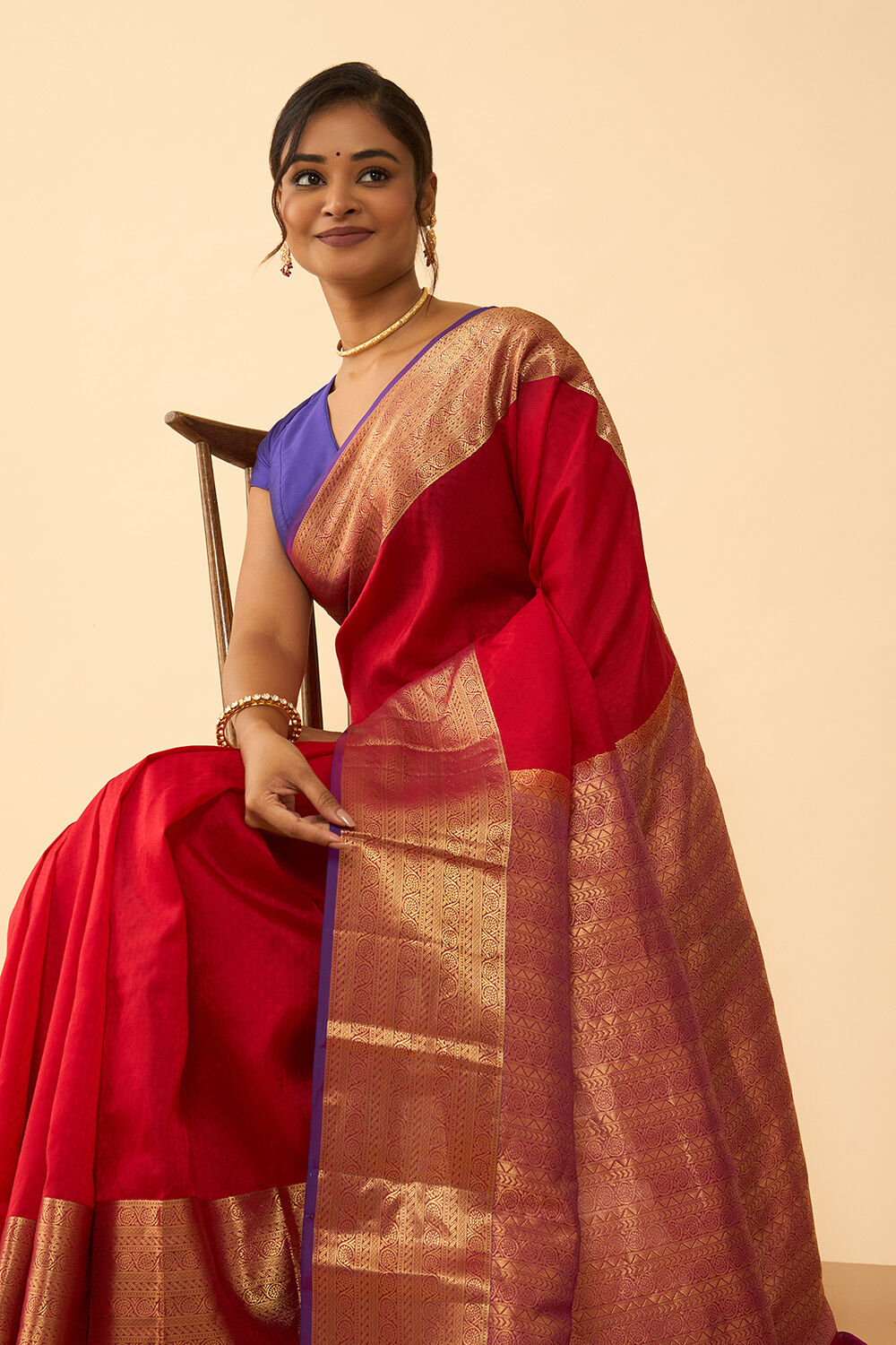 Dark Red Woven Silk Viscose Saree image number null