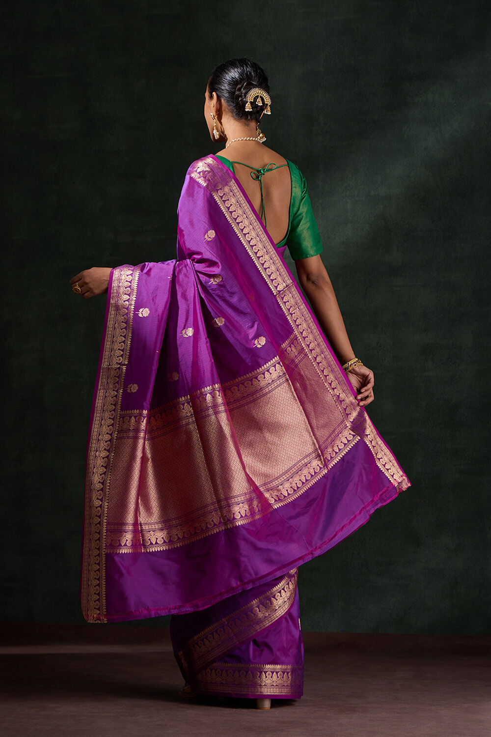 Dark Violet Silk Viscose Kadwa Saree image number null