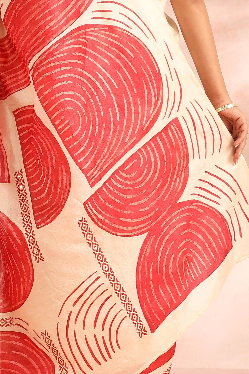 Off White Chattisgarh Pure Tussar Silk Hand Painted Saree image number null