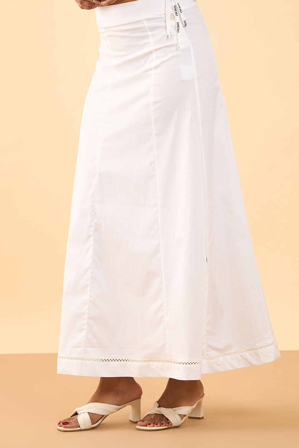 White Woven Cotton Lycra Inskirt image number null