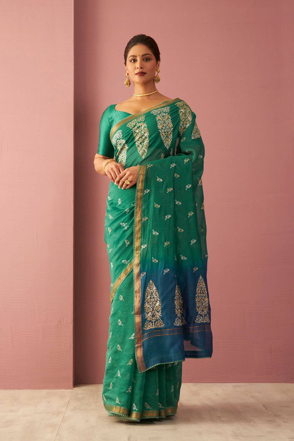 Green Pure Silk Cotton Embroidered Saree image number null