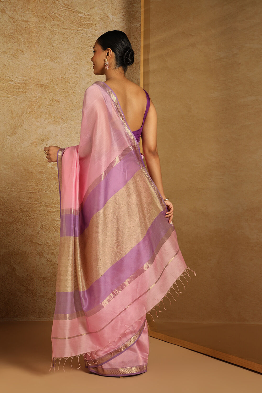 Pink Pure Silk Cotton Woven Maheswari Saree image number null