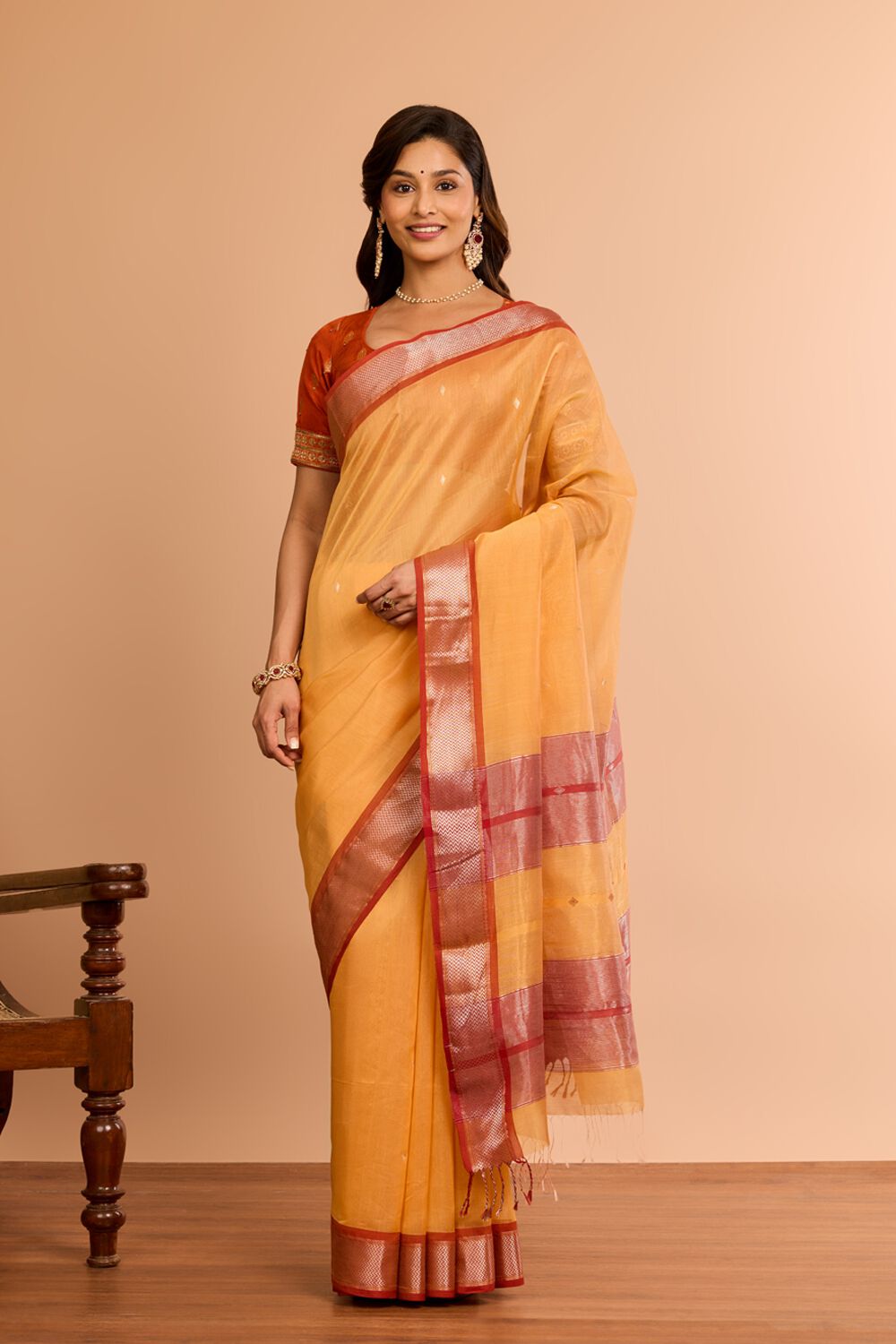 Light Orange Woven Pure Silk Cotton Maheshwari Saree image number null