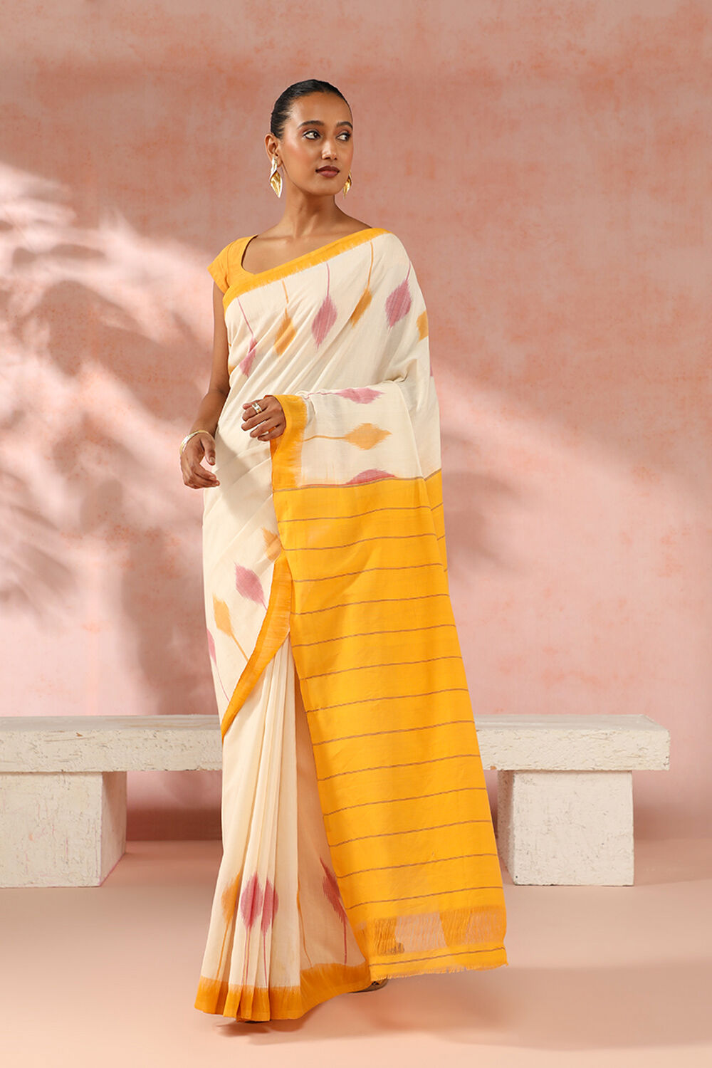 Off White Pure Cotton Pochampalli Ikat Saree image number null
