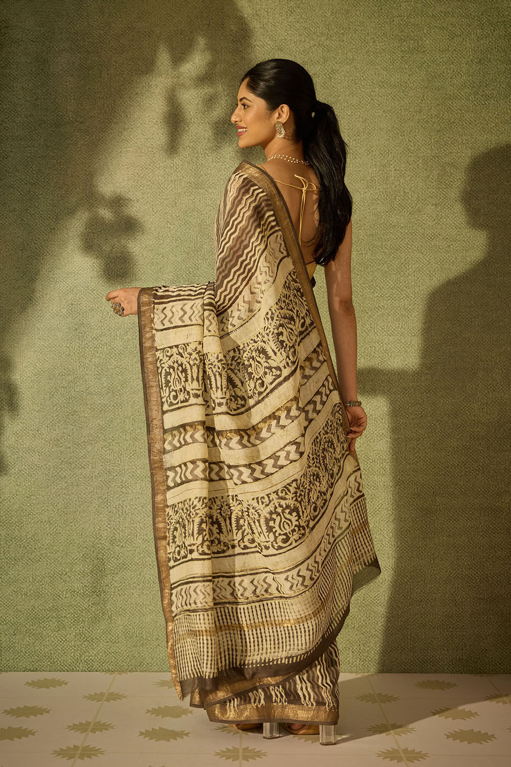 Grey Bagru Pure Silk Cotton Dabu Block Printed Saree image number null