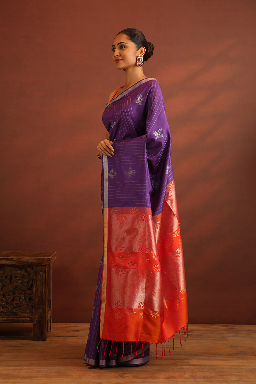 Dark Violet Woven Pure Soft Silk Saree image number null