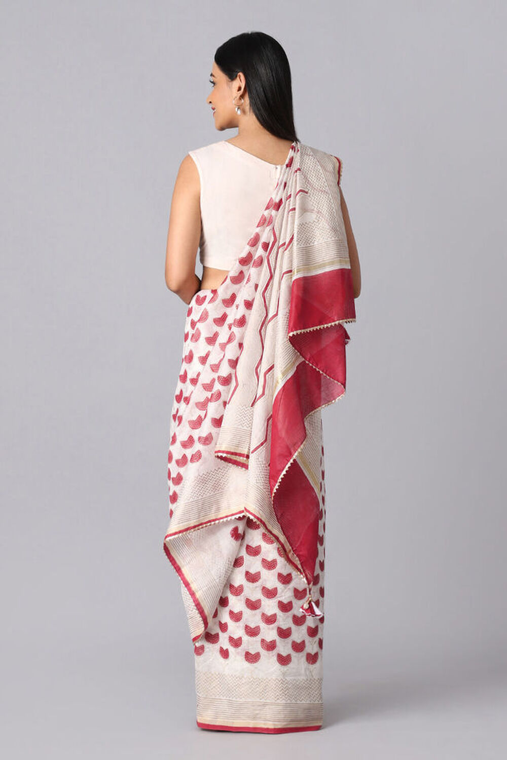 Off White and Red Pure Silk Cotton Hand Printed Saree image number null