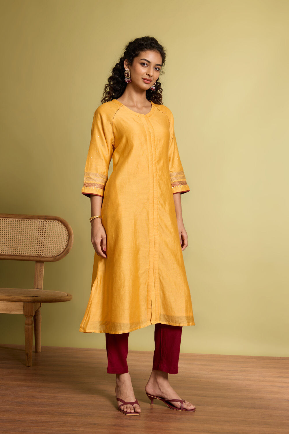Yellow Pure Silk Cotton Embroidered Kurta image number null