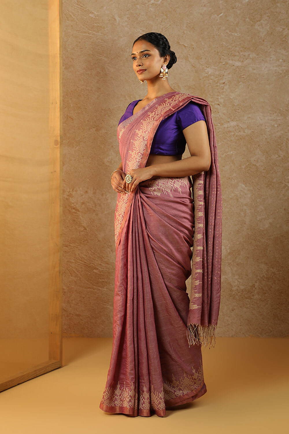 Violet Woven Pure Tussar Silk Saree image number null