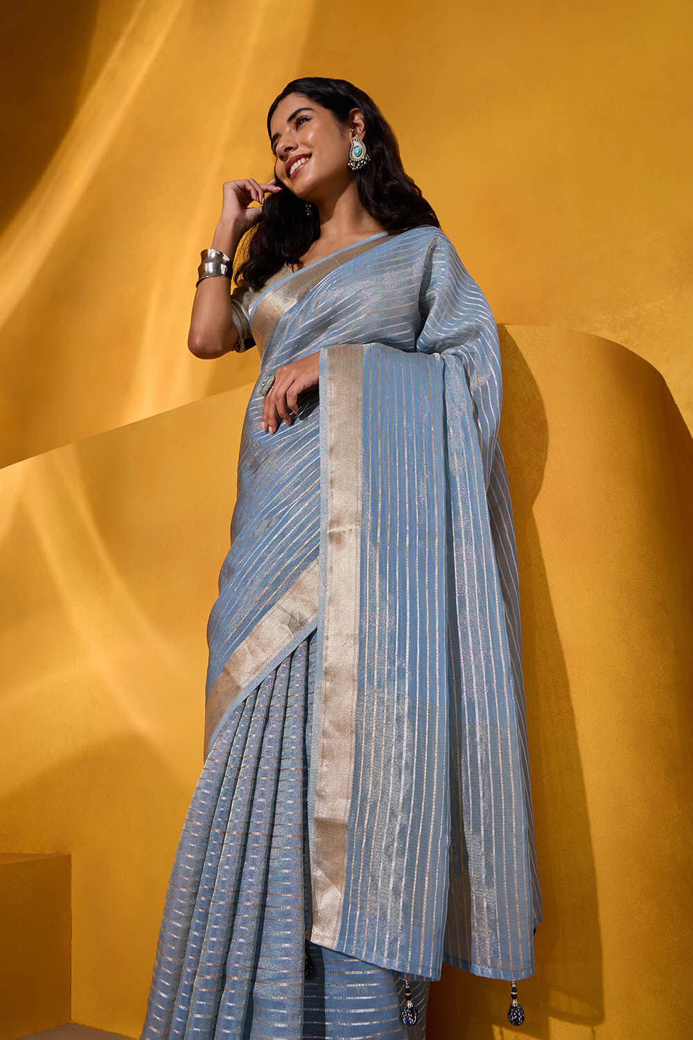 Blue Woven Viscose Tissue Saree image number null