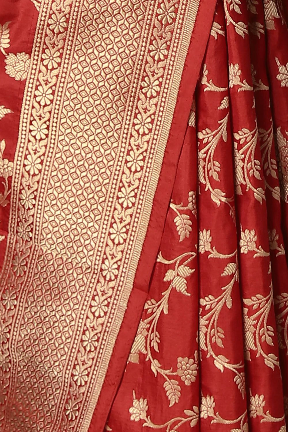 Red Pure Silk Banarasi Saree image number null