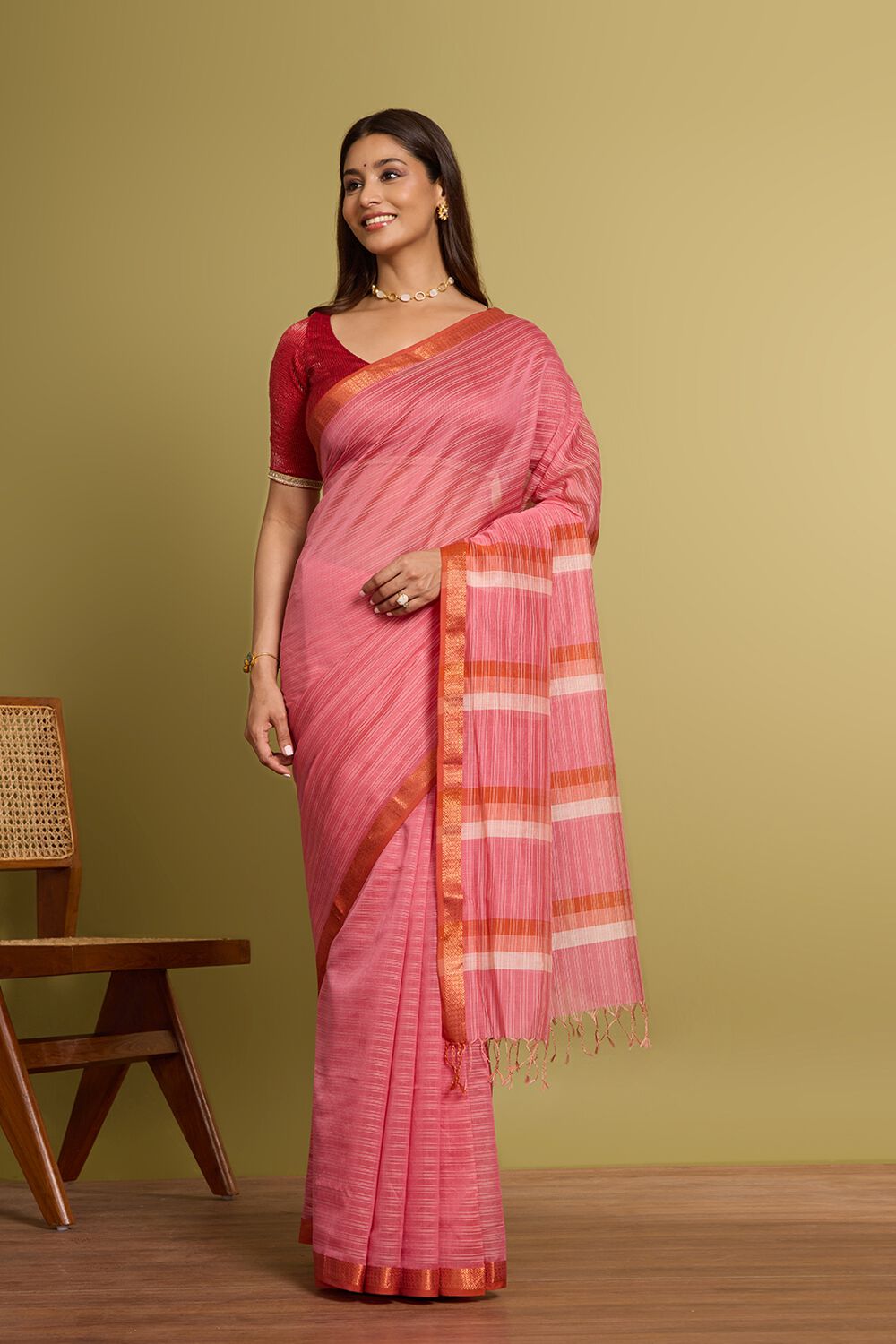 Pink Woven Pure Silk Cotton Maheshwari Saree image number null