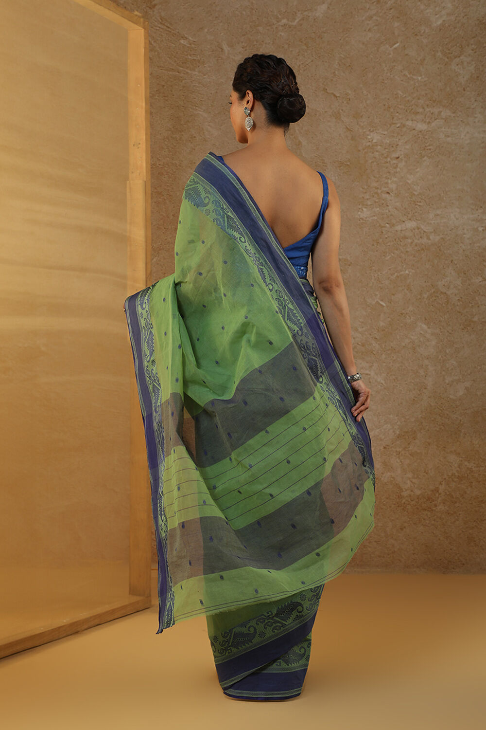Light Green Woven Pure Cotton Bengal Saree image number null