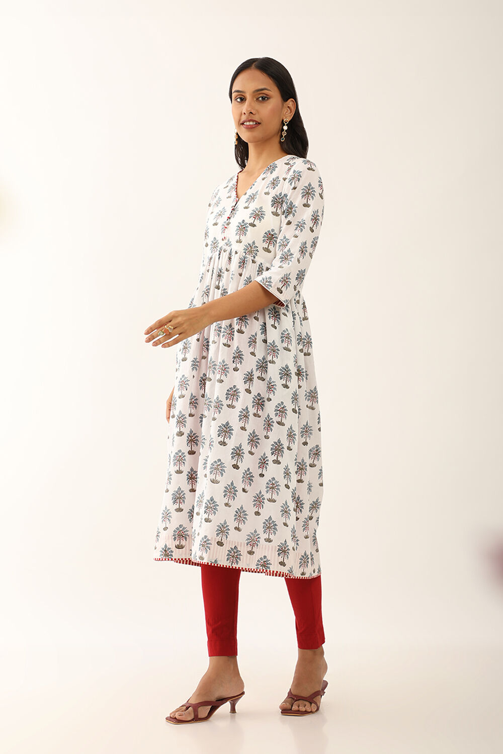 Off-White Pure Cotton Sanganeri Block Printed Kurta image number null