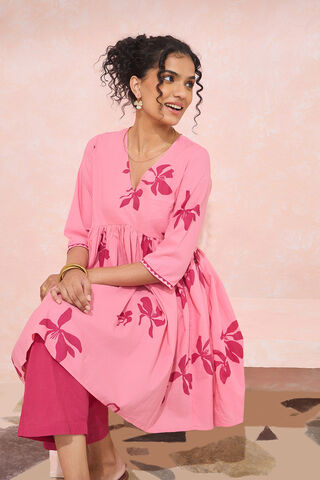 Pink Screen Printed Pure Cotton Kurta Set