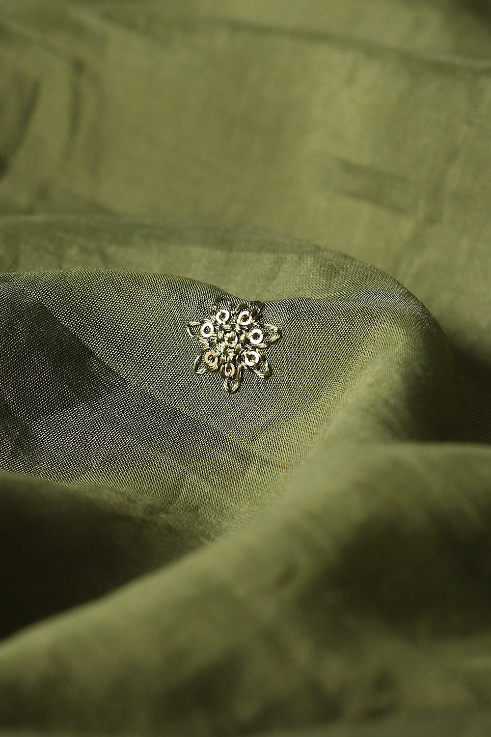Green Silk Cotton Embroidered Semistitched Suit Set image number null