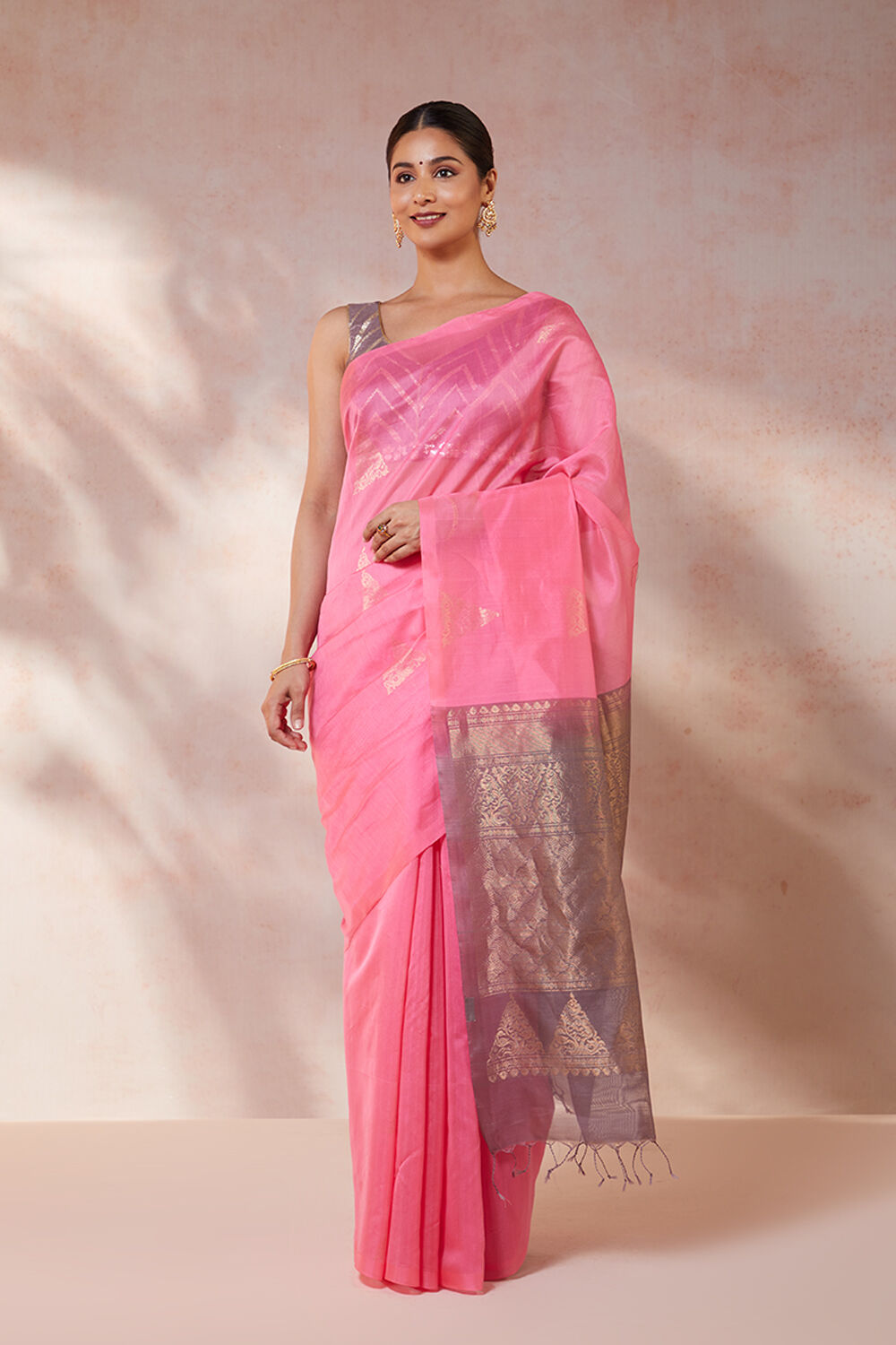 Pink Woven Pure Silk Cotton South Saree image number null