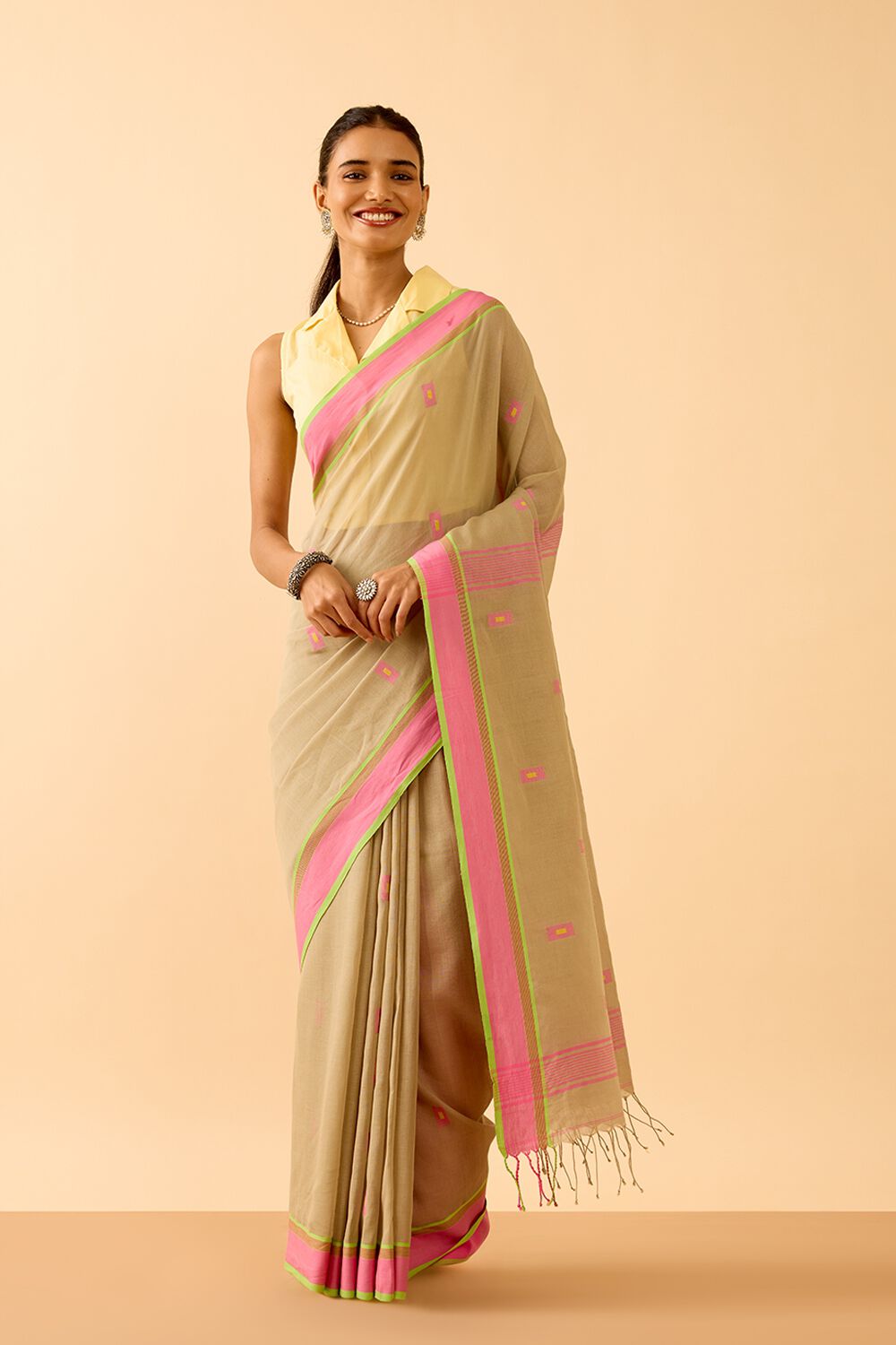 Green Woven Pure Cotton Bengal Saree image number null