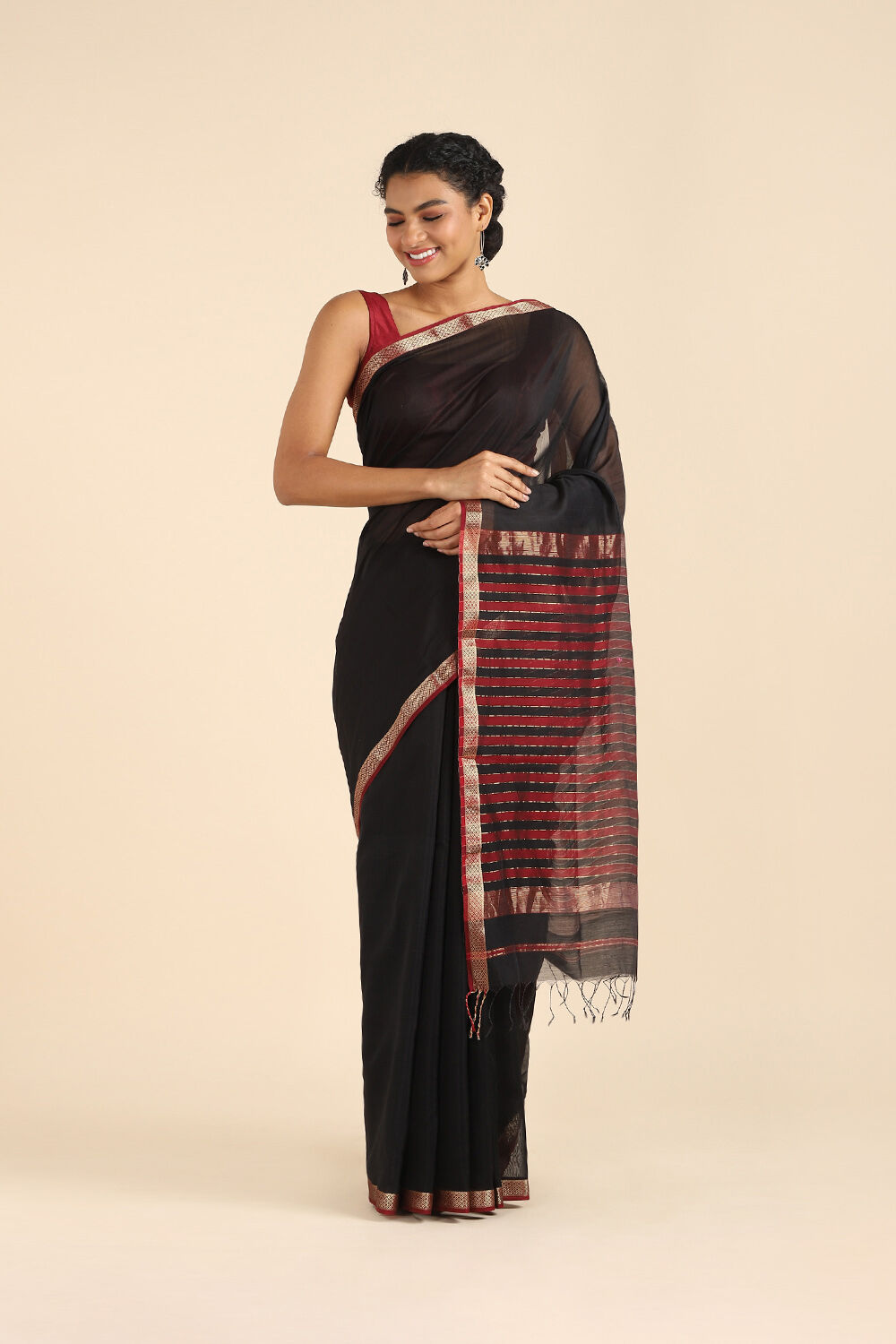 Black Pure Silk Cotton Maheswari Saree image number null
