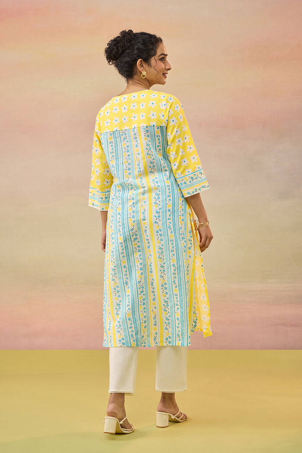 Yellow Screen Printed Pure Cotton Kurta image number null