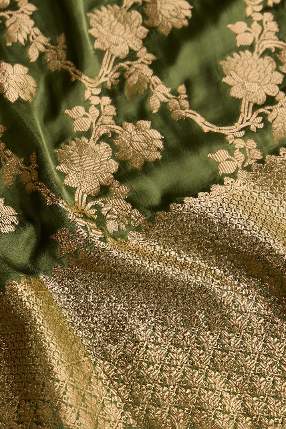 Green Woven Viscose Saree image number null