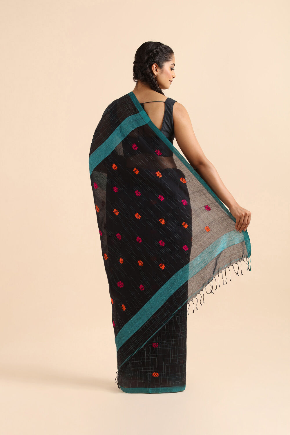 Black Pure Cotton Jamdani Saree image number null