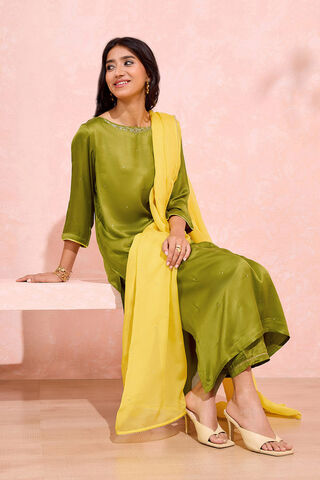 Green Viscose Embroidered Kurta Set thumbnail image number null