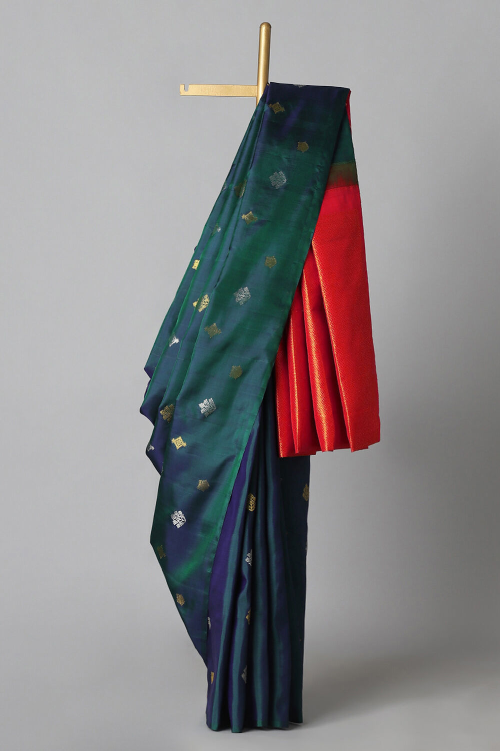 Dark Green Pure Silk Kanjivaram Saree image number null