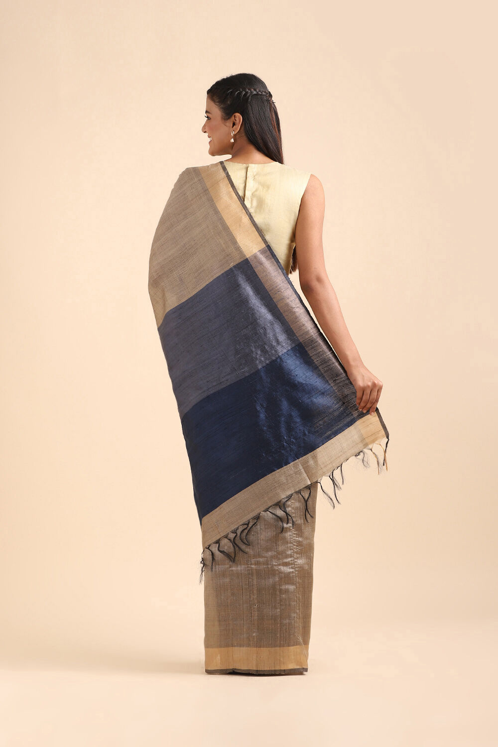 Beige Pure Tussar Silk Bhagalpuri Saree image number null