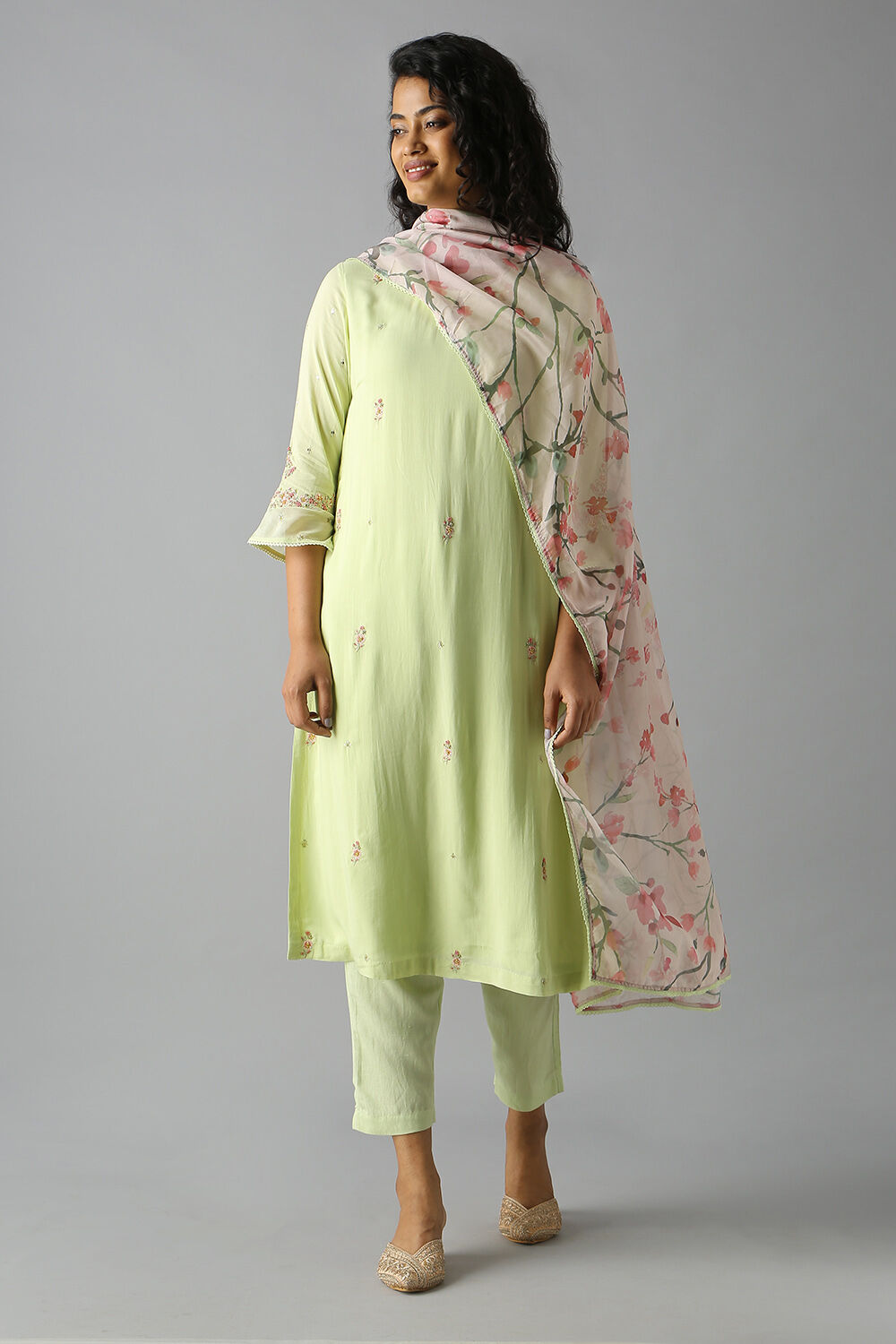 Light Green Embroideed Viscose Kurta Set image number null