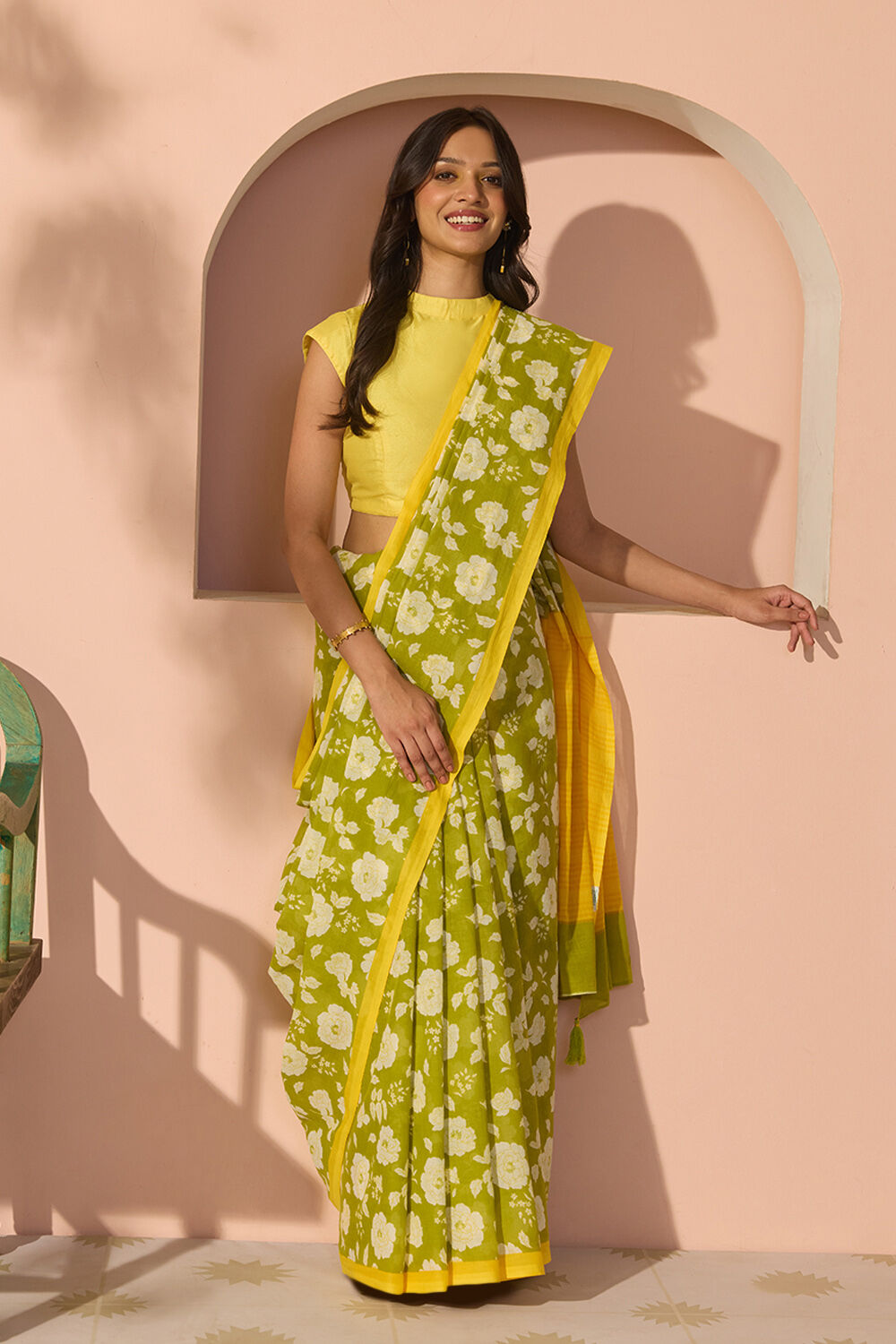 Green Bengal Screen Printed Pure Cotton Mulmul Saree image number null