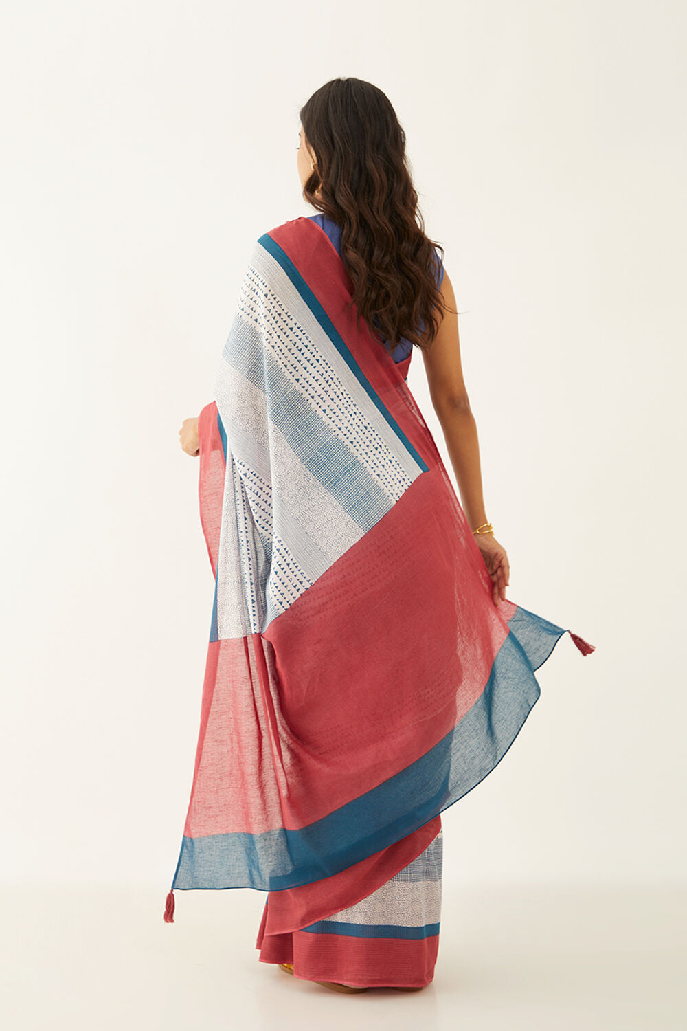 Off White Pure Cotton Mulmul Printed Bengali Saree image number null