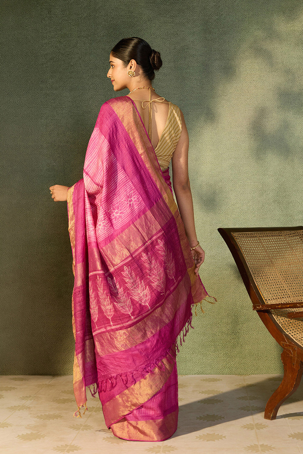 Pink Rajasthan Pure Tussar Silk Tie and Dye Shibori Saree image number null