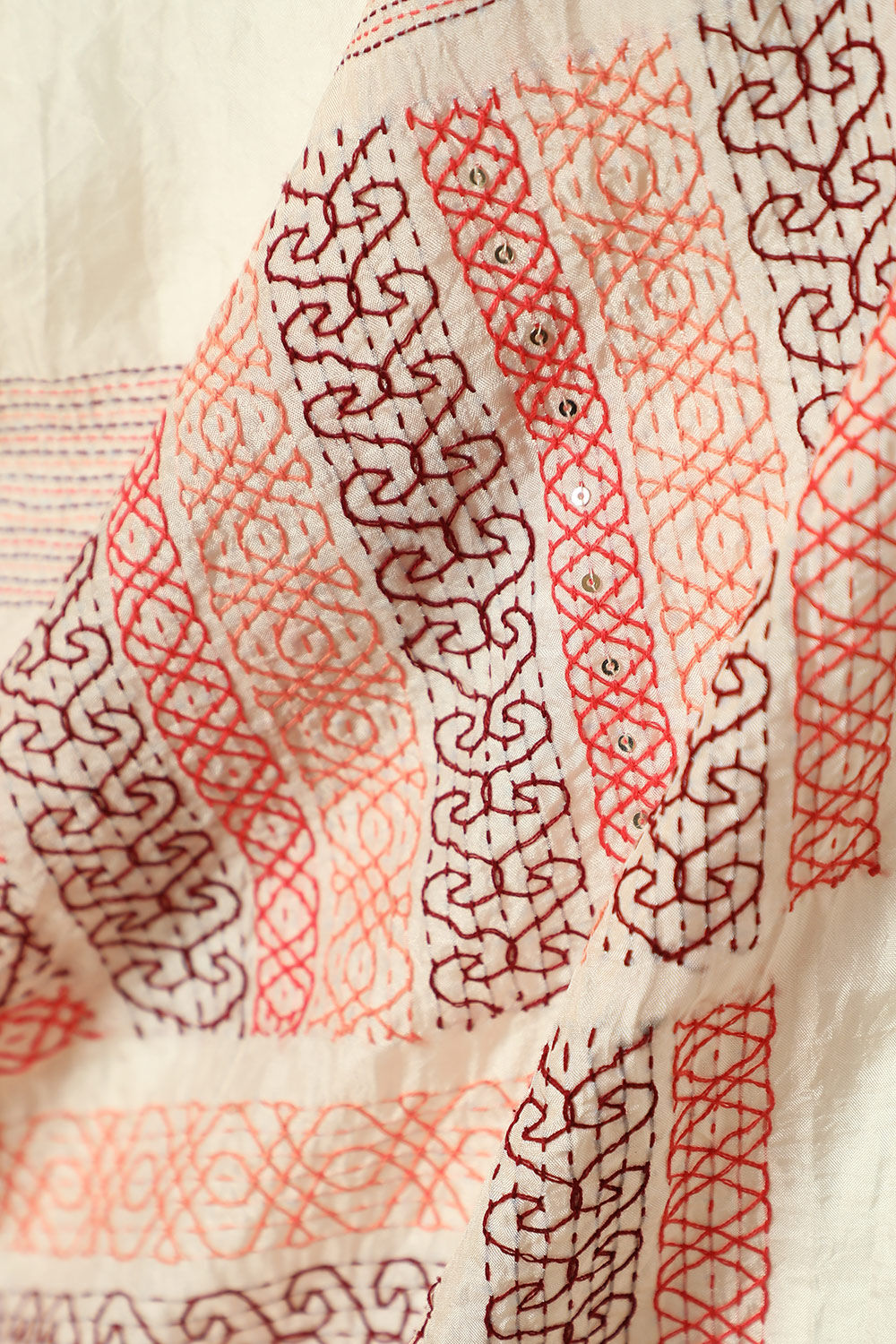 Off-White Bengal Pure Silk Kantha Embroidered Saree image number null