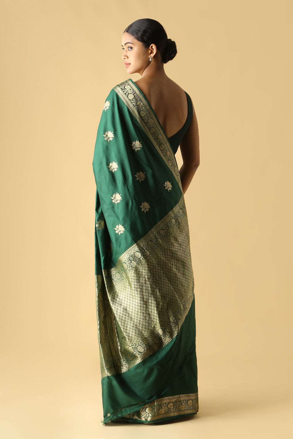 Dark Green Pure Silk Banarasi Saree image number null