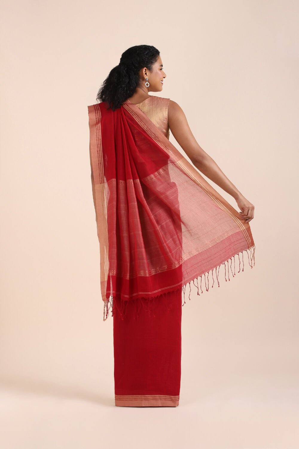 Red Pure Cotton Bengal Saree image number null