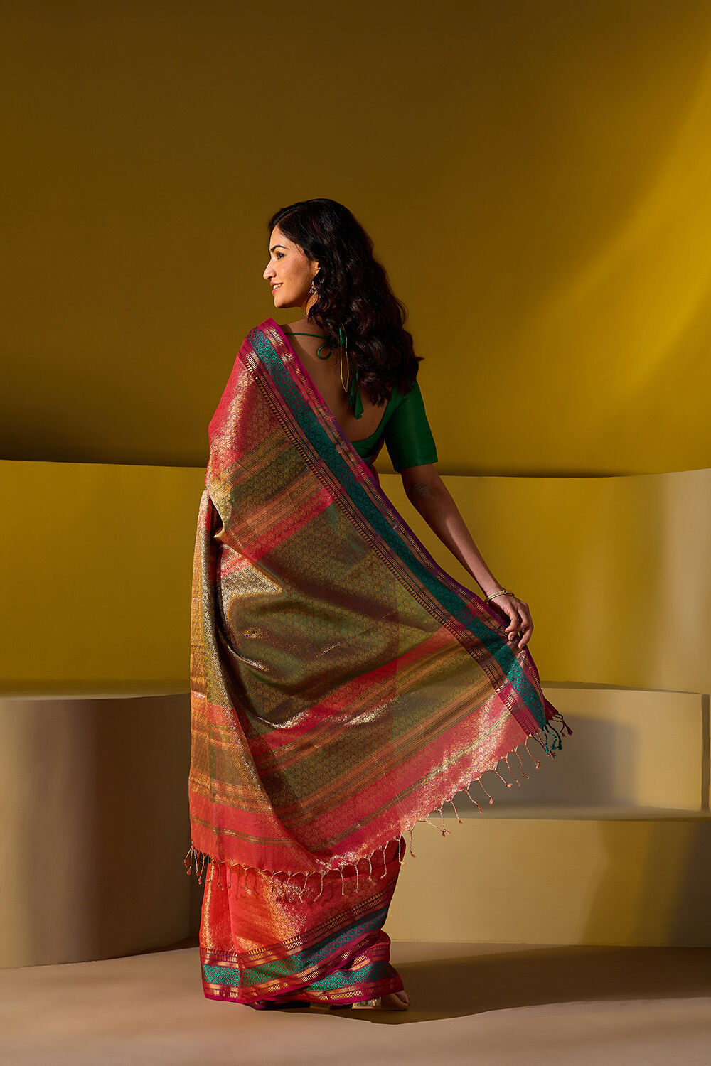 Pink Brocade Pure Silk Cotton Maheshwari Saree image number null