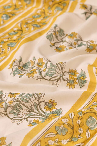 Off White Rajasthan Pure Cotton Printed Sanganeri Saree thumbnail image number null