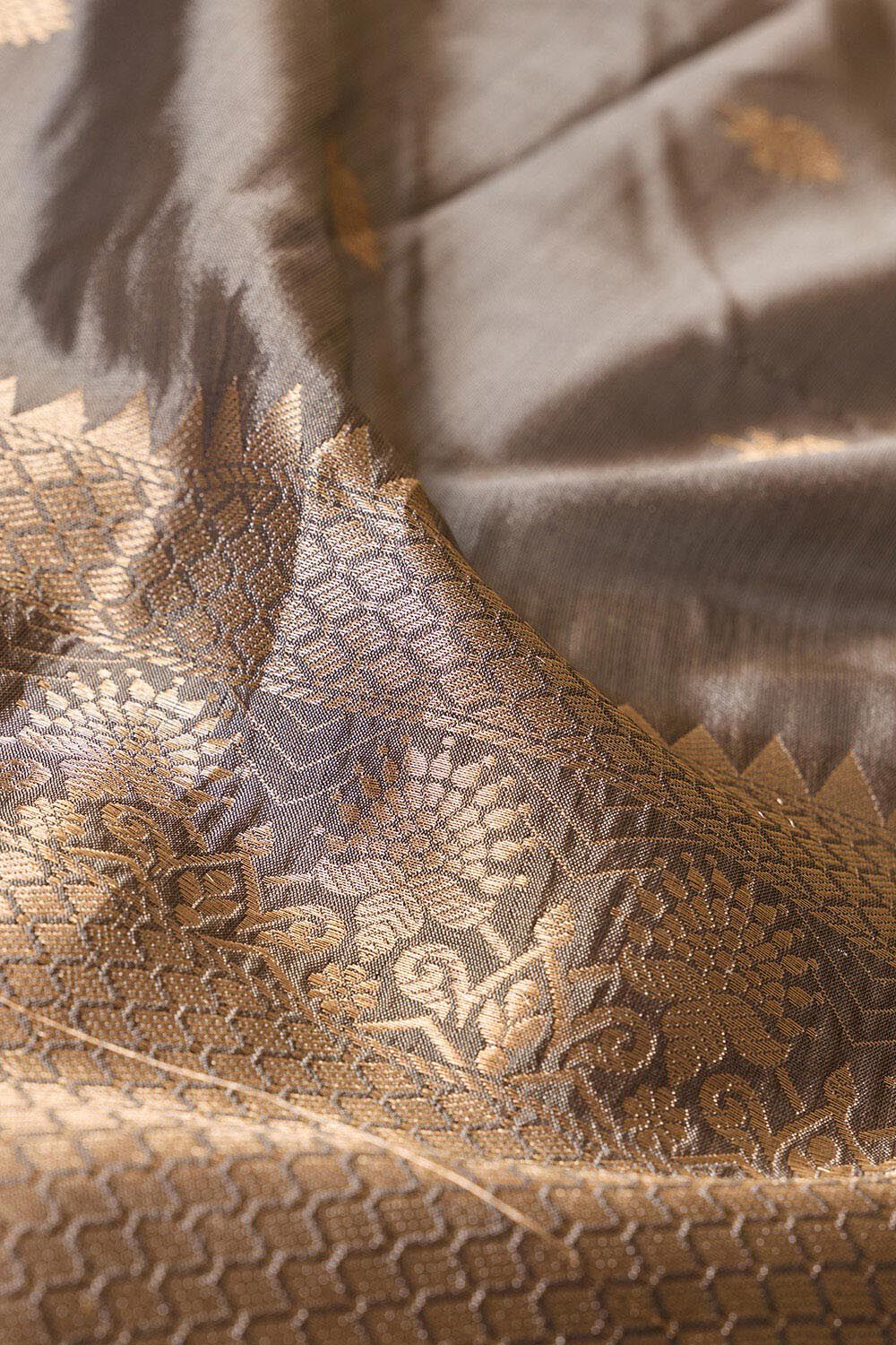 Grey Silk Viscose Kadwa Banarasi Saree image number null