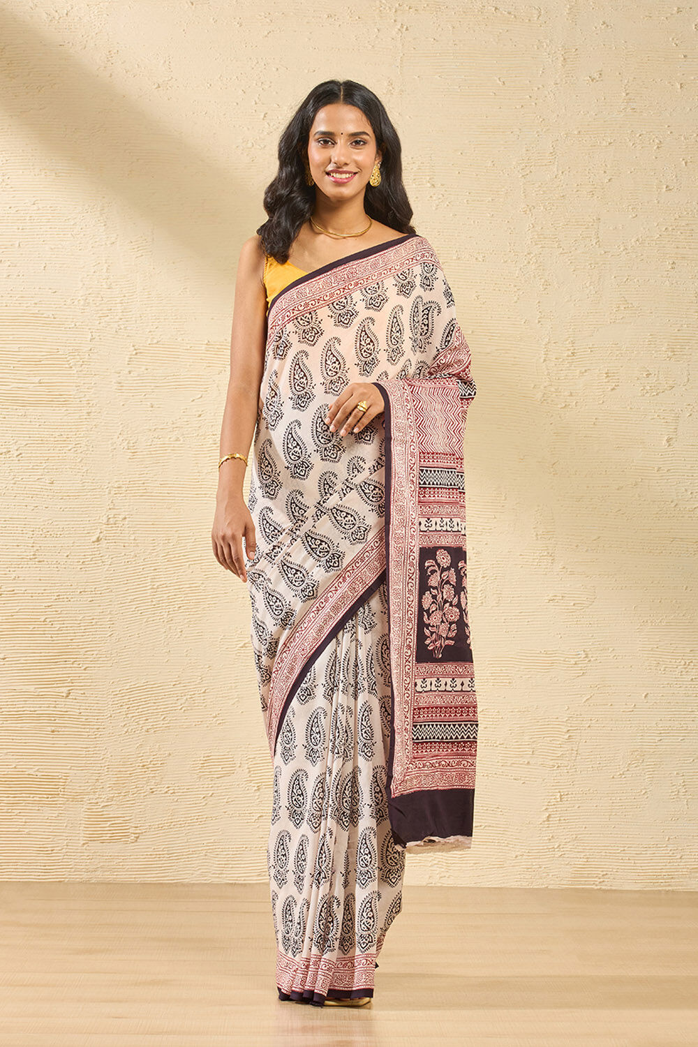White Bagh Block Printed Pure Cotton Saree image number null
