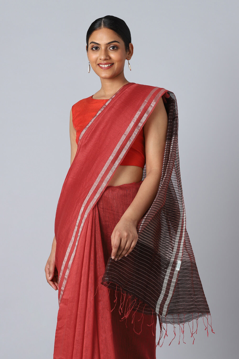 Red Pure Silk Linen Bengal Saree image number null
