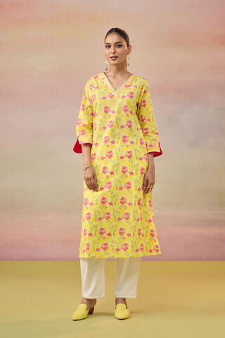 Yellow Screen Printed  Pure Cotton Kurta image number