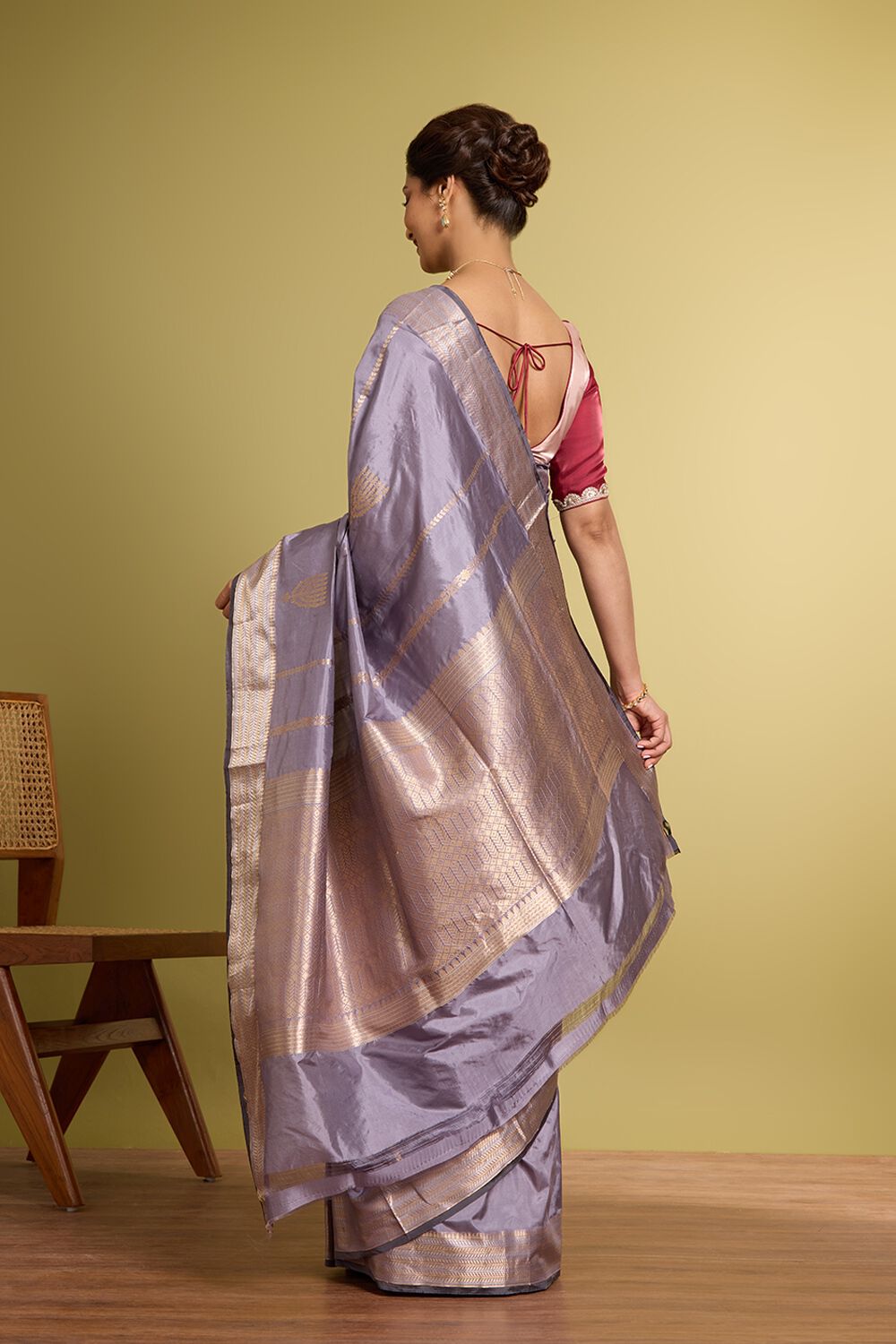 Purple Pure Silk Kadwa Banarasi Saree image number null