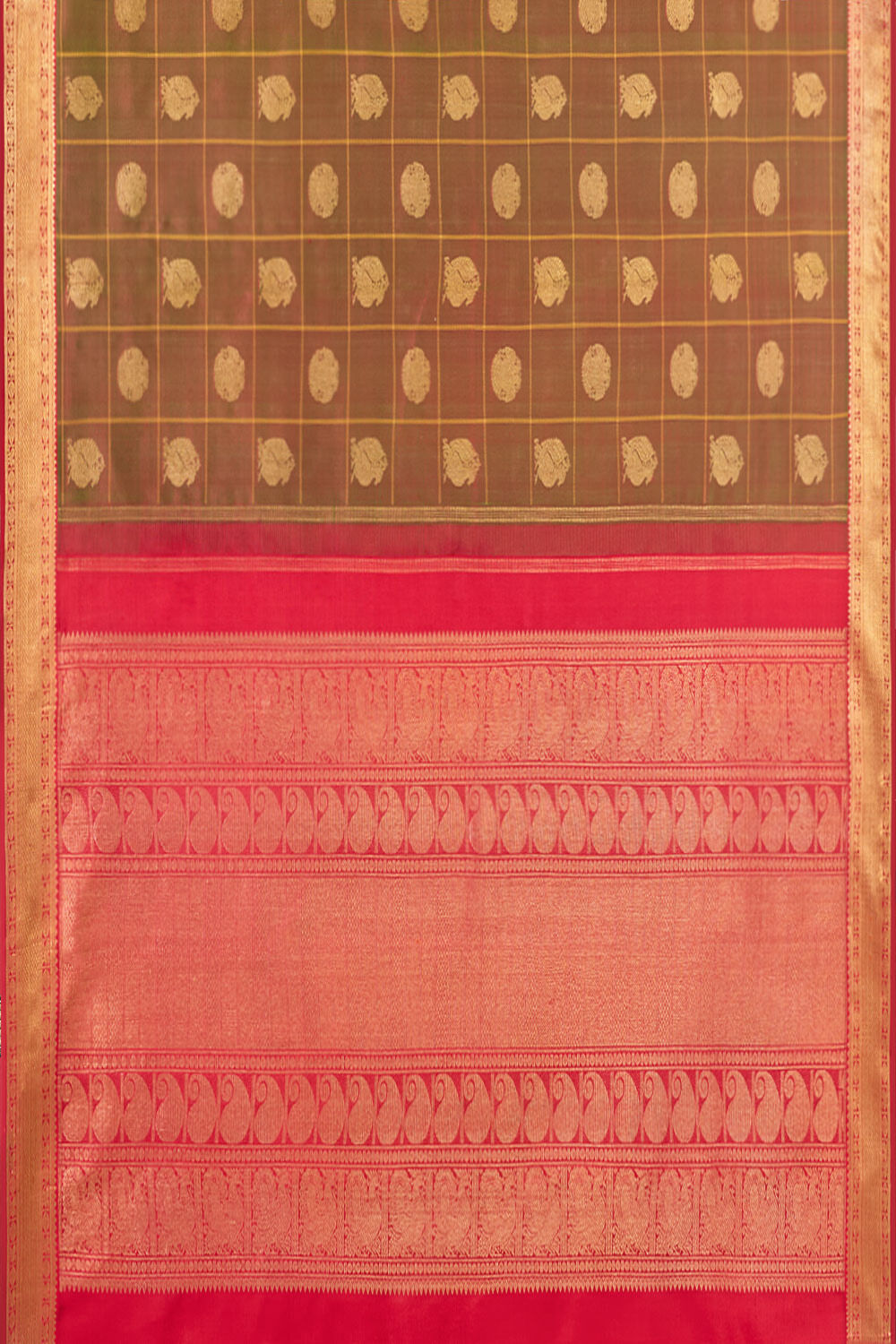 Green Pure Silk Woven Kanjivaram Saree image number null