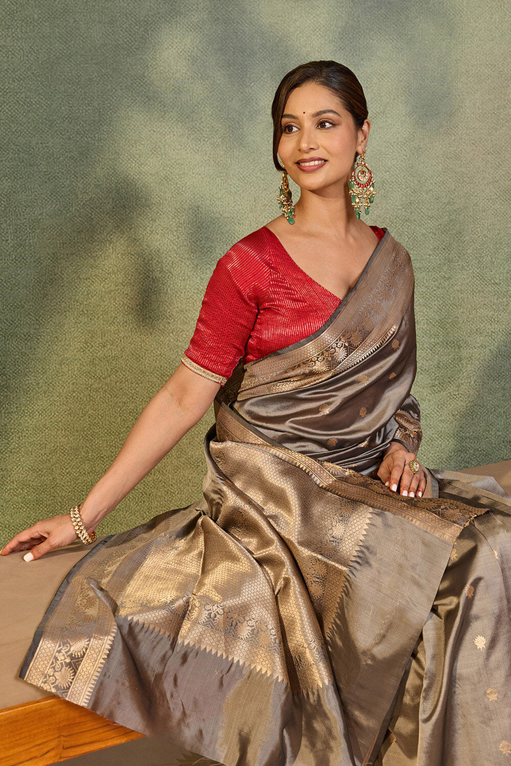 Grey Silk Viscose Kadwa Banarasi Saree image number null