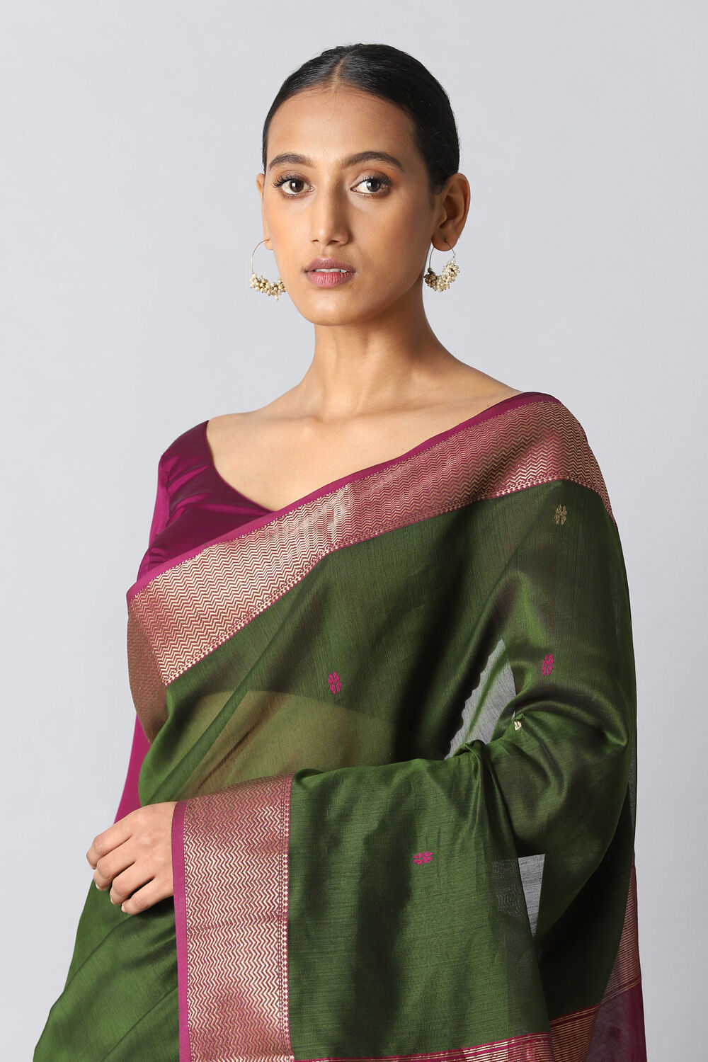 Green Pure Silk Cotton Maheswari Saree image number null