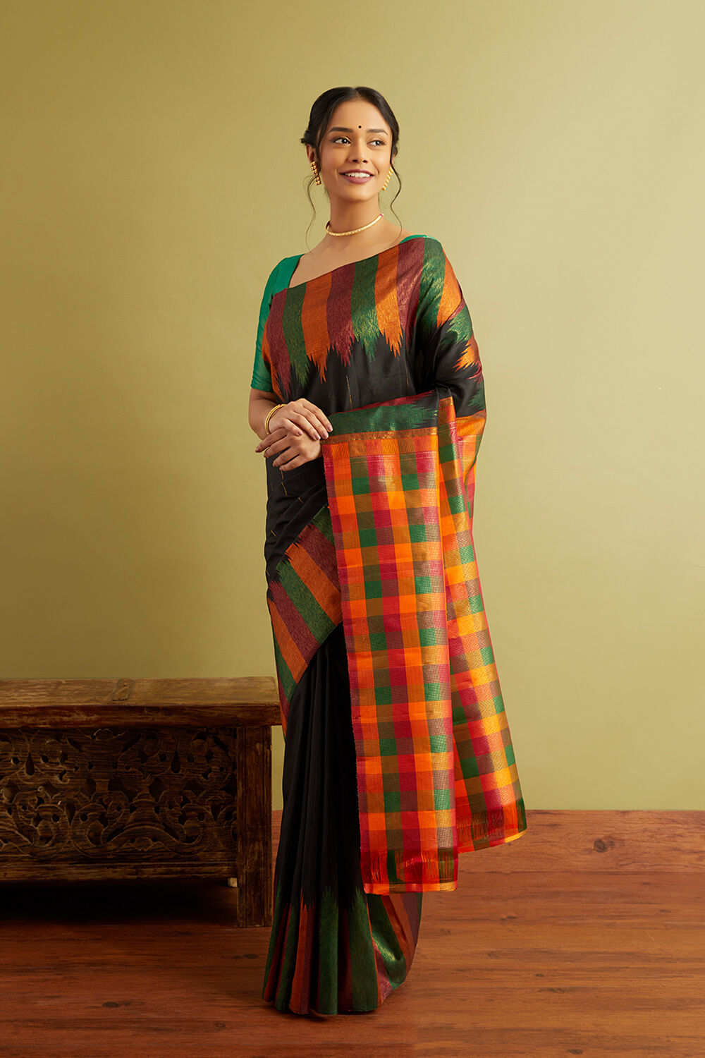 Black Woven Pure Silk Kanjivaram Saree image number null