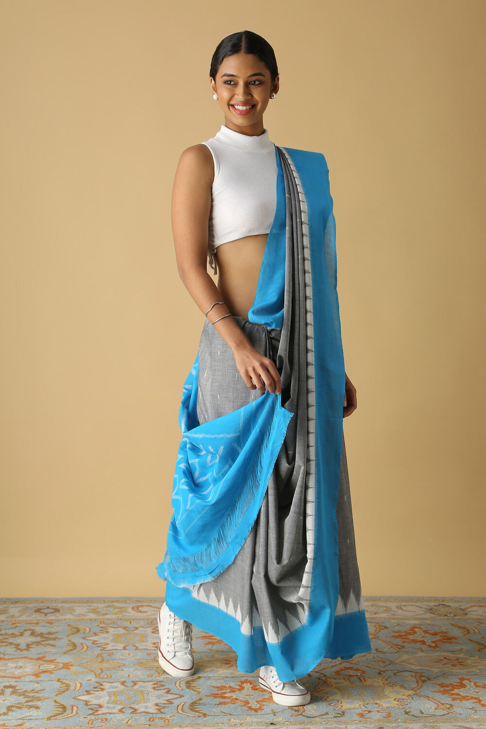 Grey Pure Cotton Pochampalli Ikat Saree image number null