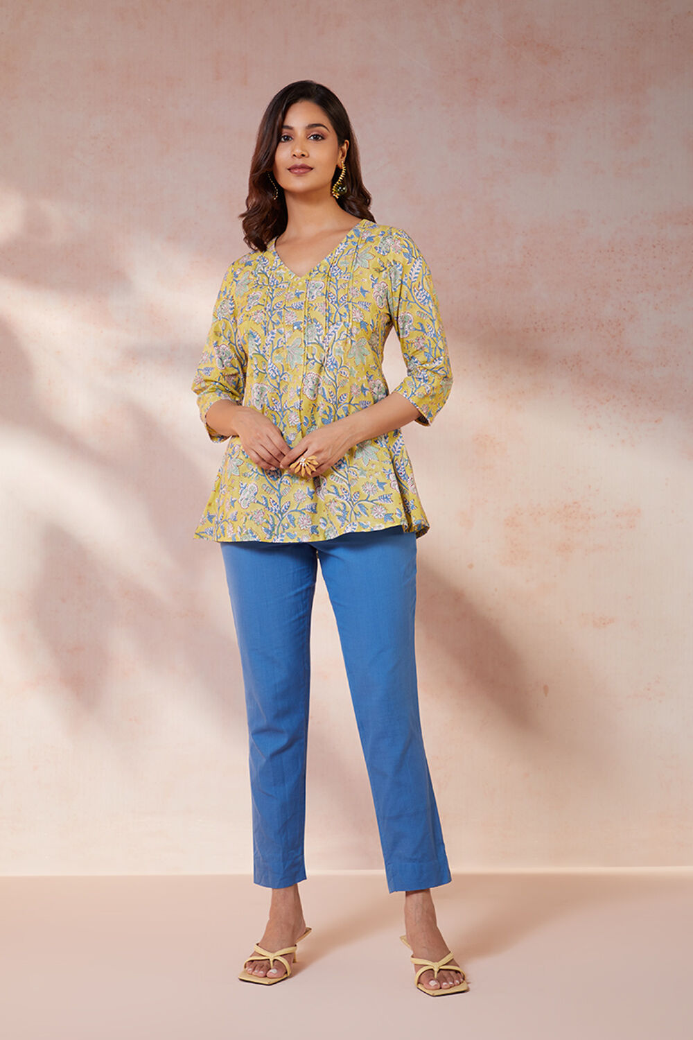 Yellow Pure Cotton Sanganeri Short Top image number null