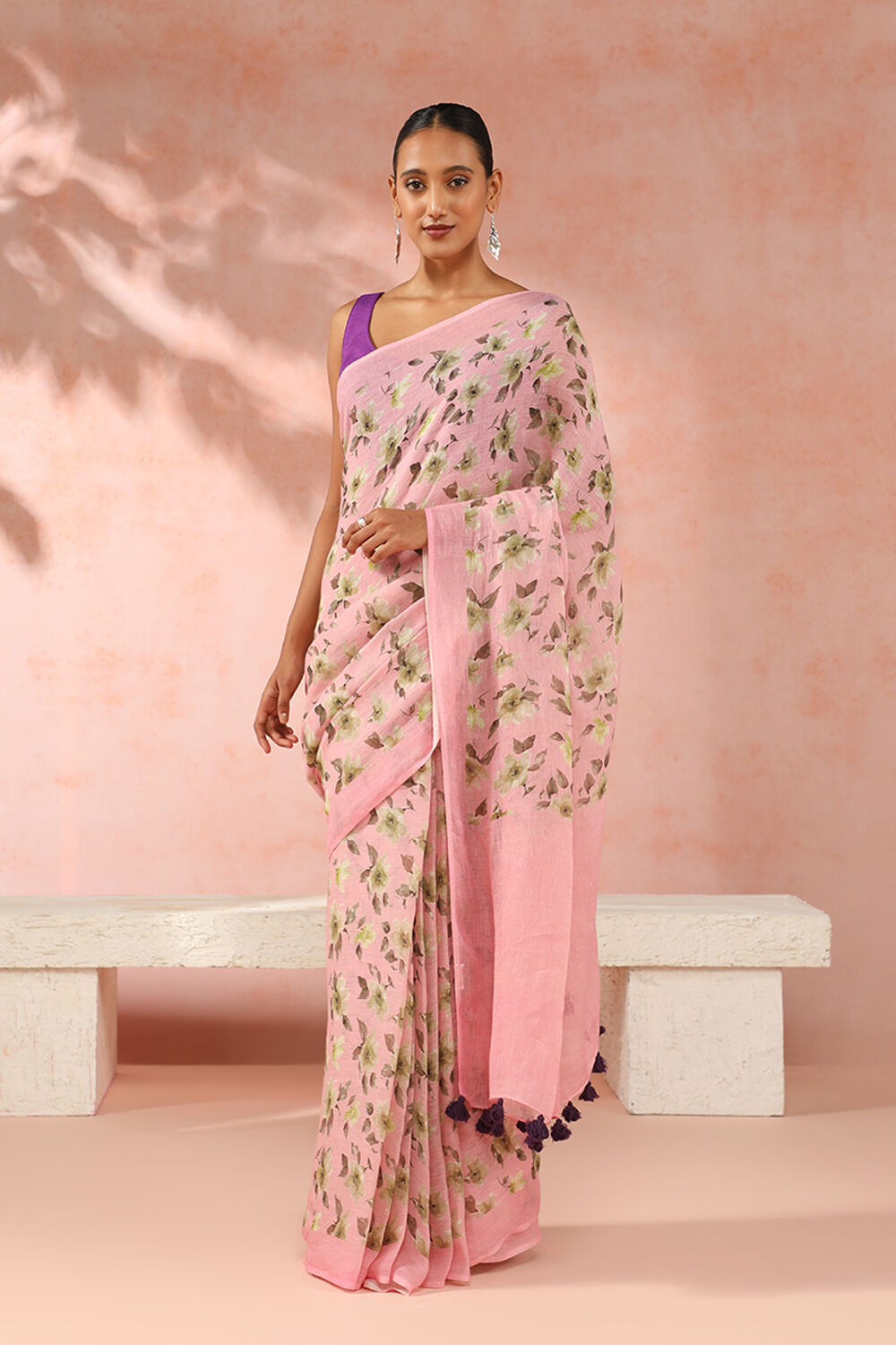Pink Contemporary Pure Linen Digital Printed Saree image number null